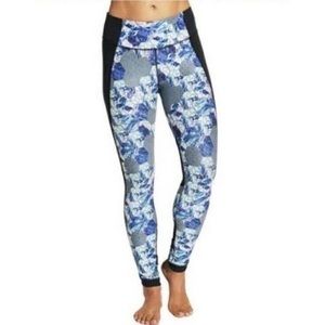 Calia by Carrie Undewood tulip hem mesh insert leggings size L